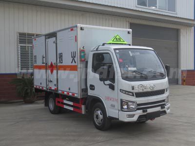 ​江特牌JDF5040XRYSH6型易燃液体厢式运输车