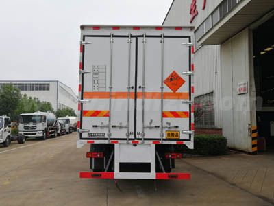 江特牌JDF5170XQYDFH6型爆破器材运输车