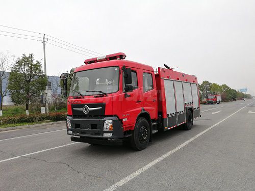 江特牌JDF5160GXFPM70/D6型泡沫消防车