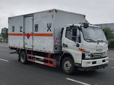 ​江特牌JDF5120XRYHFC6型易燃液体厢式运输车