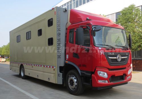 江特牌JDF5160TSYDFH6型宿营车