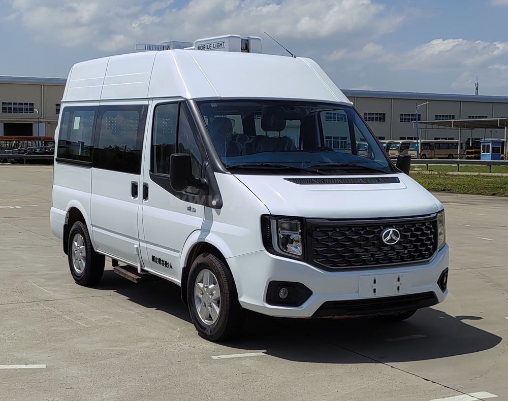 江铃四驱短轴4-9座运兵车