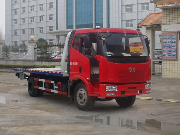 解放国四加长型平板清障车